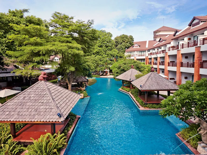 Woodlands Hotel & Resort