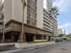 Manhattan Bangkok Hotel