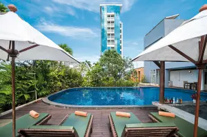 Sunshine Vista Hotel